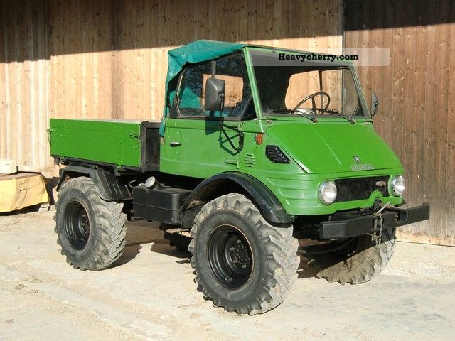 1969 Mercedes-Benz  Unimog 421 Convertible Agricultural vehicle Tractor photo