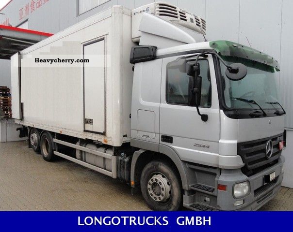 2007 Mercedes-Benz  2544, frozen, Thermo King maintained top Truck over 7.5t Refrigerator body photo