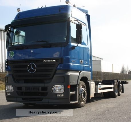 Mercedes benz actros 2546 specifications