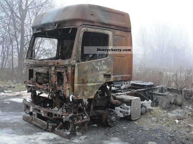 2005 Mercedes-Benz  AXOR 1835 LS 4X2 Truck over 7.5t Other trucks over 7 photo
