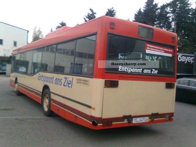 MercedesBenz O 405 1997 Bus Public service vehicle Photo