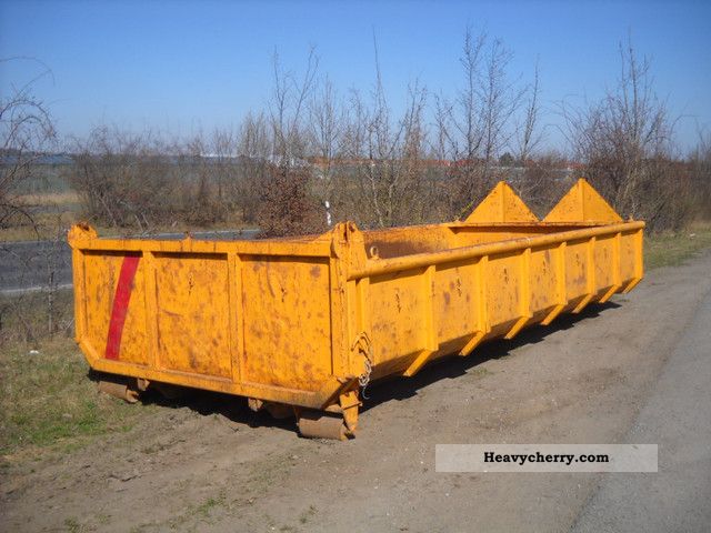 2004 Mercedes-Benz  Containers for ** ** yarder from 1 Hand ** Truck over 7.5t Roll-off tipper photo