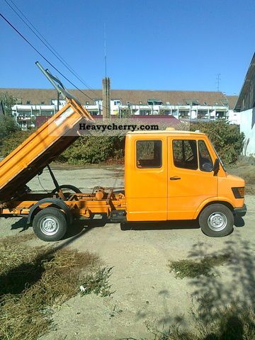 1991 Mercedes-Benz  310 D Van or truck up to 7.5t Tipper photo