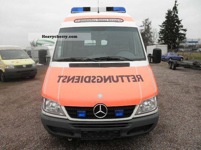 2003 Mercedes-Benz  Sprinter 313 CDI WHAT expansion Van or truck up to 7.5t Ambulance photo