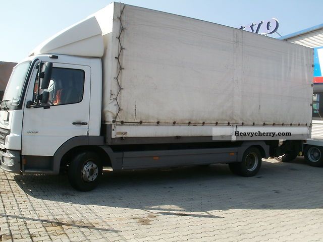 2005 Mercedes-Benz  Atego 815 Truck over 7.5t Stake body and tarpaulin photo