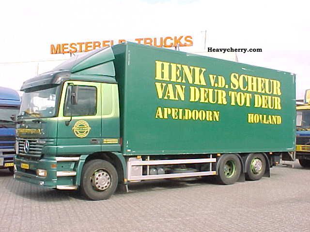 2001 Mercedes-Benz  Actros 2531 L 6x2 Truck over 7.5t Box photo