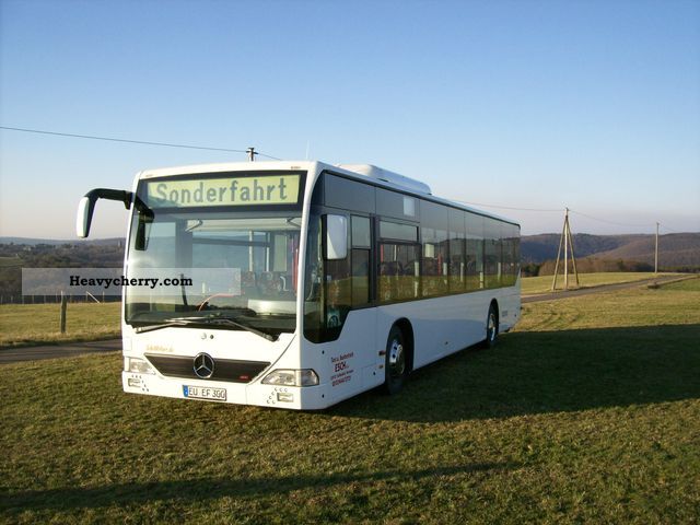 2000 Mercedes-Benz  O 530 OB / € 47,481 gross Coach Cross country bus photo
