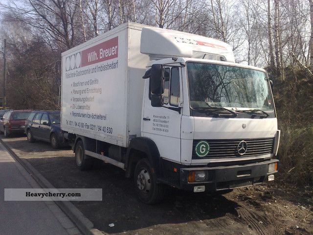 1997 Mercedes-Benz  817 Van or truck up to 7.5t Box photo