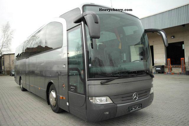 2001 Mercedes-Benz  O 580-15 RHD, 6 input, 53 +1 +1 SS, € 2 Coach Coaches photo