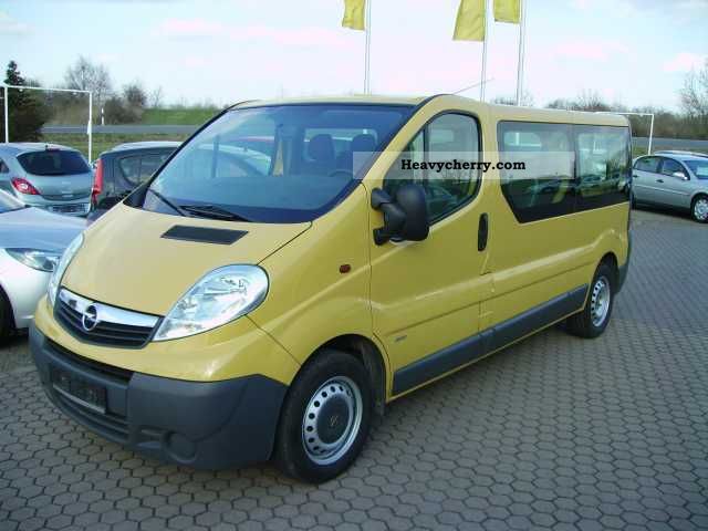 2009 Opel  Vivaro 2.0 CDTI Combi L2H1 Van or truck up to 7.5t Estate - minibus up to 9 seats photo
