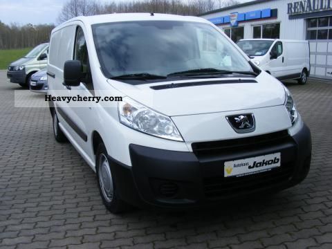 2010 Peugeot  Expert 2.0 HDi L2H1 1.2 t Van or truck up to 7.5t Box-type delivery van photo