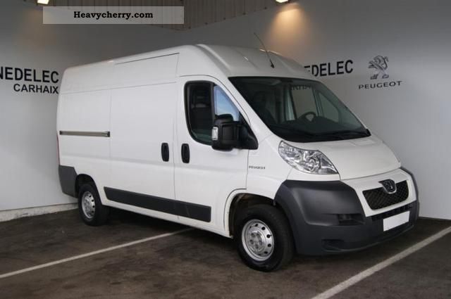 2008 Peugeot  Boxer 330 L2H2 Fg HDi100 CD Clim Van or truck up to 7.5t Box-type delivery van photo