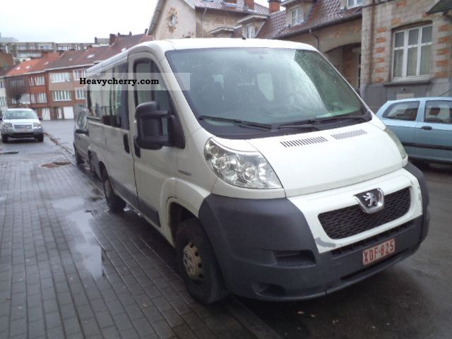 2007 Peugeot  Boxer 2.2 HDI 9 seats Van or truck up to 7.5t Estate - minibus up to 9 seats photo