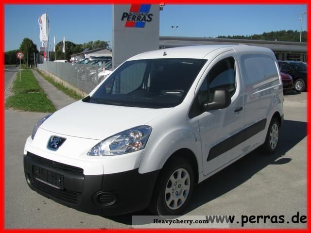 2011 Peugeot  Partners Kawa, HDi 90, automatic climate control Van or truck up to 7.5t Other vans/trucks up to 7 photo