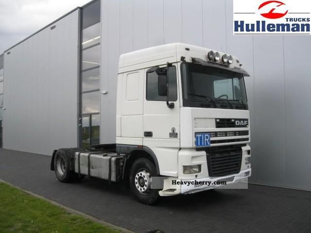 1998 DAF  XF95.380 4X2 SPACE CAB EURO 2 Semi-trailer truck Standard tractor/trailer unit photo