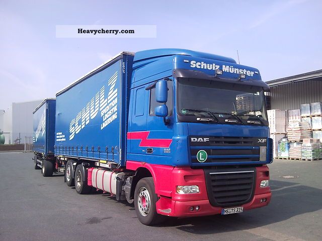 2006 DAF  XF with 105 lift Truck over 7.5t Swap chassis photo