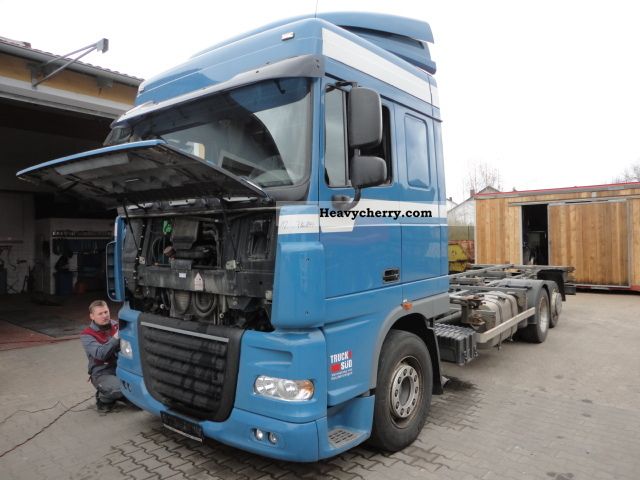 2007 DAF  XF 105-460 BDF two heights as climate Truck over 7.5t Swap chassis photo