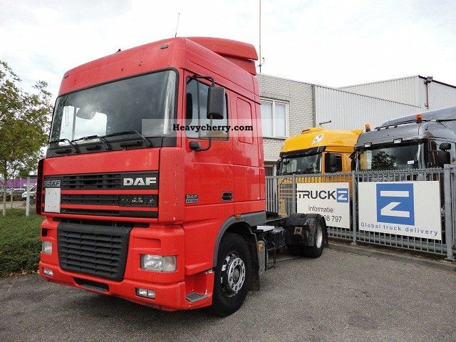 2001 DAF  FT95-380XF SPACECAB (EURO 2 / ZF manual gearbox Semi-trailer truck Standard tractor/trailer unit photo