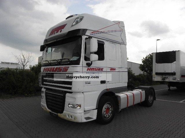 2009 DAF  FT XF 105.460 SSC, intarder, as climate Semi-trailer truck Standard tractor/trailer unit photo