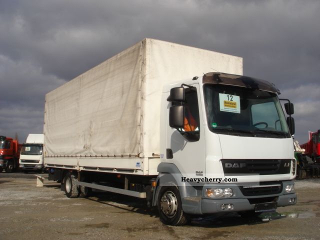 2007 DAF  AE45LF/220 spring / air cruise EURO5 Truck over 7.5t Stake body and tarpaulin photo
