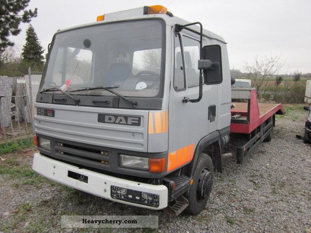 1991 DAF  45-10 Van or truck up to 7.5t Car carrier photo