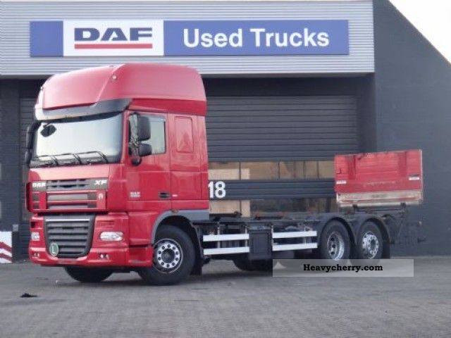2007 DAF  FAR XF Super Space Cab 105 410 Truck over 7.5t Swap chassis photo