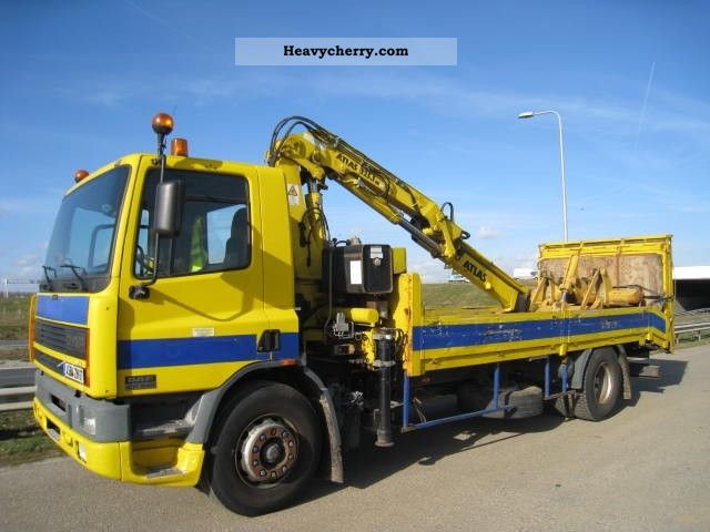 2001 DAF  65 CF 240 Truck over 7.5t Other trucks over 7 photo