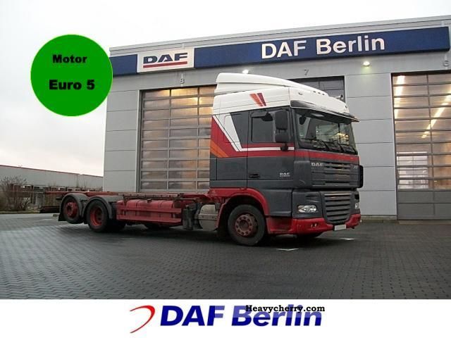 2008 DAF  FAR Space Cab XF 105.460 LowDeck, stroking Truck over 7.5t Swap chassis photo