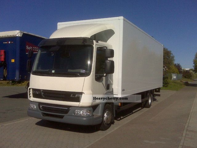 2011 DAF  LF45.220 with van body and tail lift Truck over 7.5t Box photo