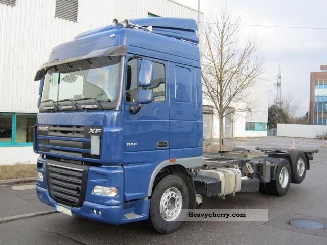 2006 DAF  XF 105.410 6x2 BDF € SC-5 Air intarder 2xAH Truck over 7.5t Swap chassis photo