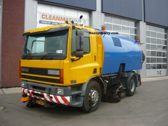 1999 DAF  65 CF 180 Truck over 7.5t Sweeping machine photo