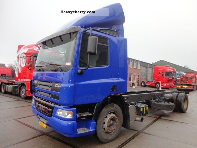 2004 DAF  CF65-220 Truck over 7.5t Chassis photo
