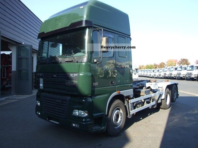 2003 DAF  95 XF 480 Truck over 7.5t Roll-off tipper photo