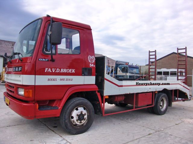 1988 DAF  600 4X2 Van or truck up to 7.5t Car carrier photo