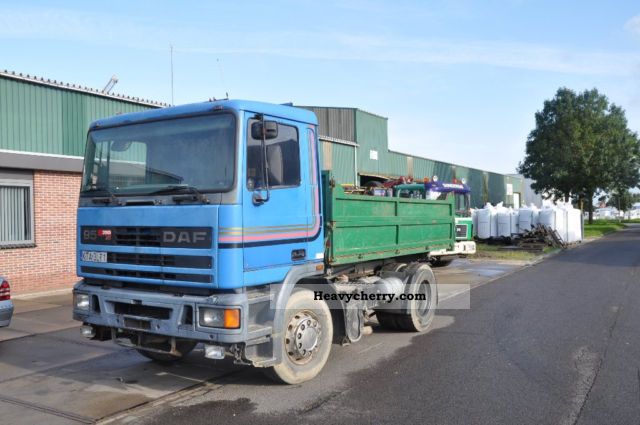 1994 DAF  95 Truck over 7.5t Three-sided Tipper photo