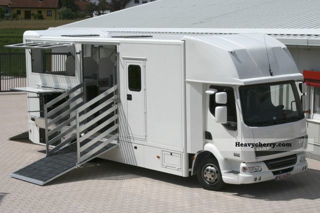 2012 DAF  FL45 horsebox Van or truck up to 7.5t Cattle truck photo