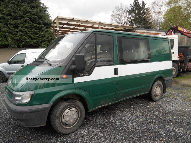 2005 Ford  TRANSIT Van or truck up to 7.5t Box-type delivery van photo