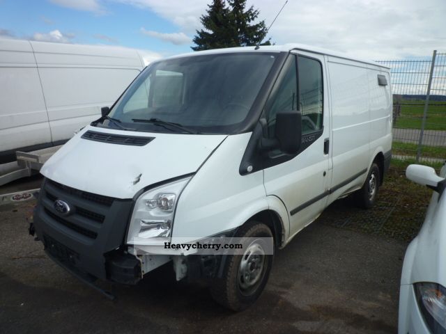 2010 Ford  Transit Van or truck up to 7.5t Box-type delivery van photo