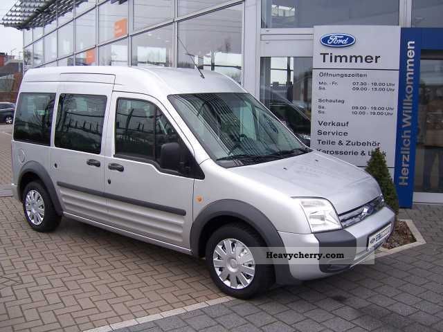 Ford Tourneo Connect (long) LX 8 seater 