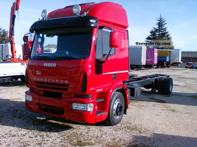 2004 Iveco  150/28 FP Truck over 7.5t Stake body and tarpaulin photo