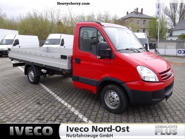2009 Iveco  35S12 (Euro 4 air) Van or truck up to 7.5t Stake body photo