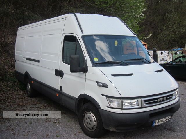 2005 Iveco  daily Van or truck up to 7.5t Box-type delivery van photo