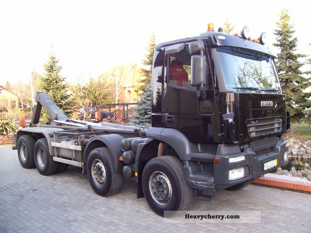 2006 Iveco  Trakker MP 410 E44 8x4 HAKOWIEC ład.23T Truck over 7.5t Roll-off tipper photo