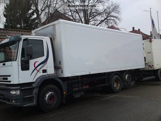 2003 Iveco  260EY430 Truck over 7.5t Box photo