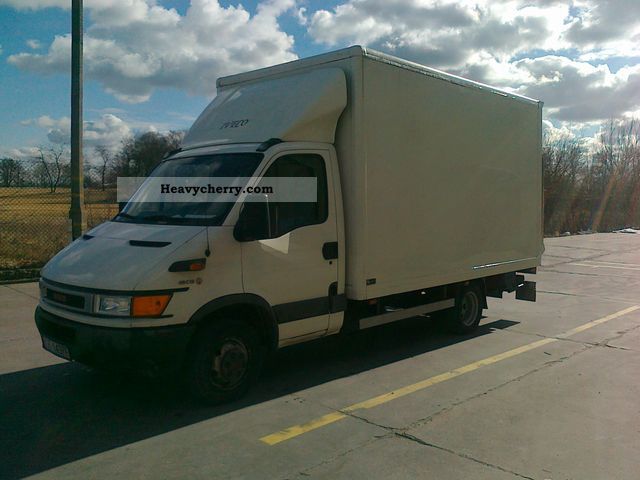 2000 Iveco  daily Van or truck up to 7.5t Other vans/trucks up to 7 photo