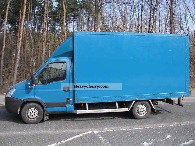 2007 Iveco  daily Van or truck up to 7.5t Box-type delivery van photo
