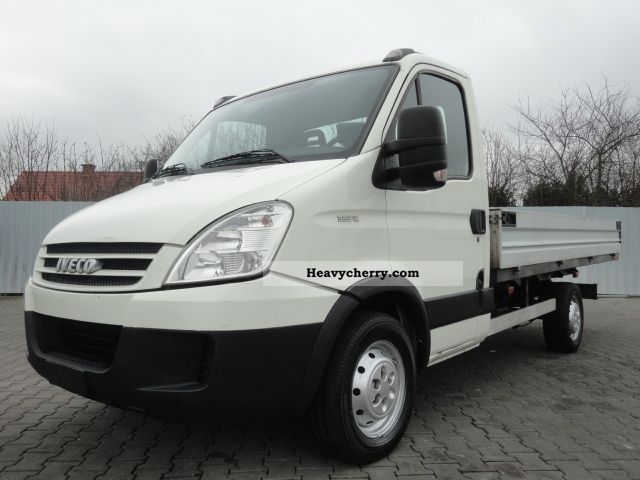 2007 Iveco  Daily 35S12 HPi DPF 85 kW Maxi Flatbed Navi Eur Van or truck up to 7.5t Stake body photo