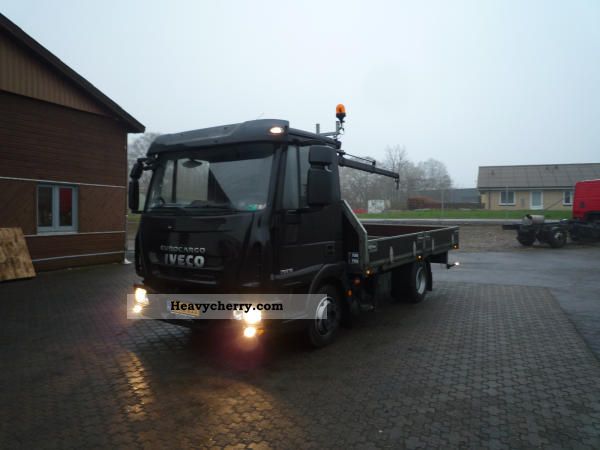 2011 Iveco  75E18 - EURO 5 - CRANE Van or truck up to 7.5t Truck-mounted crane photo