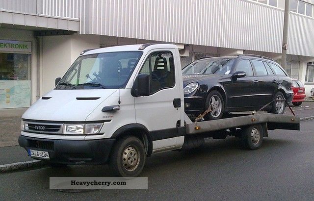 2005 Iveco  DAILY S1 EZ.2005 HPT 166PS 3.0l heater Van or truck up to 7.5t Car carrier photo