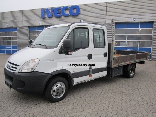 2006 Iveco  35C18D Van or truck up to 7.5t Stake body photo